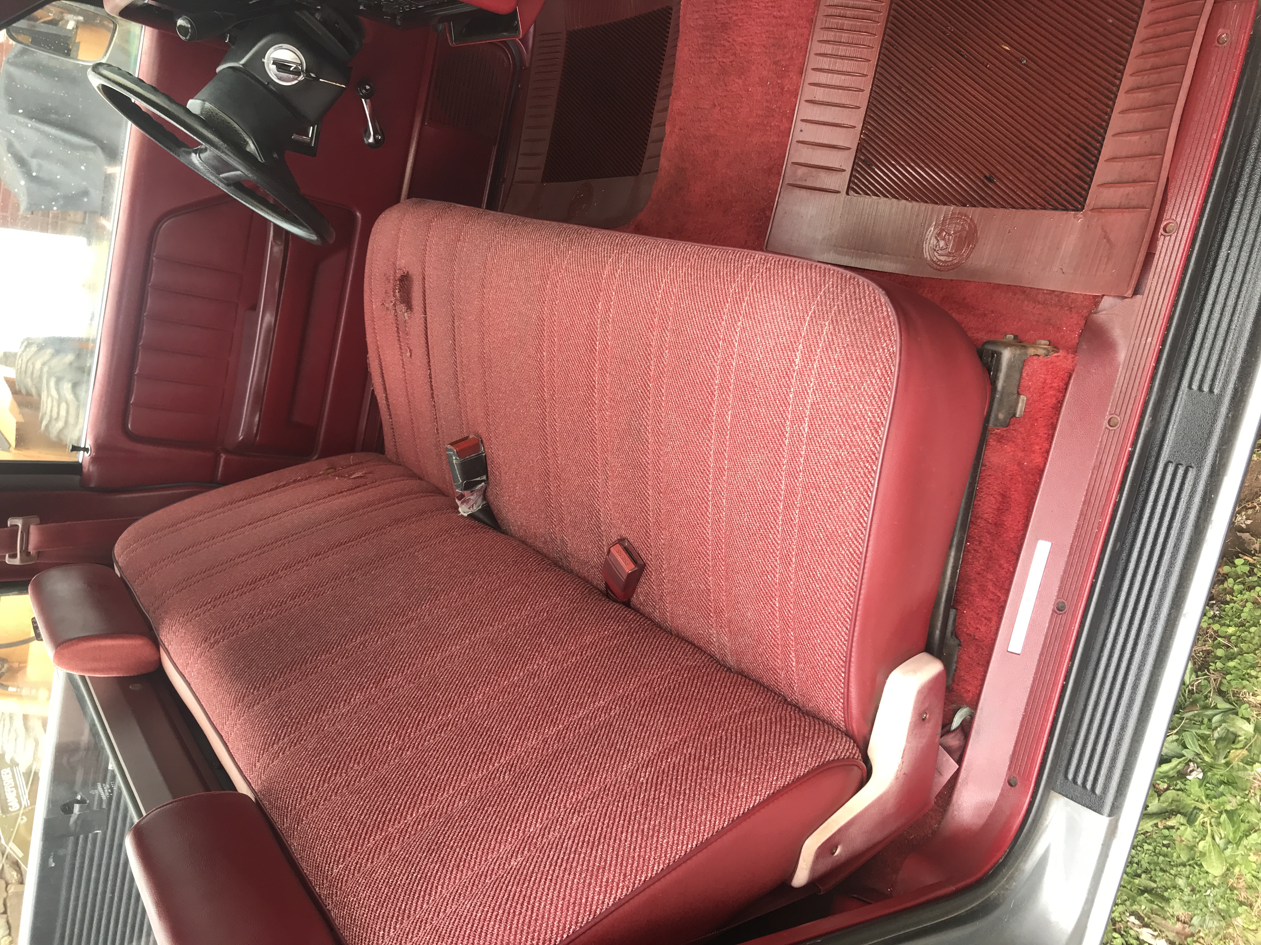 1991 Dodge Dakota Pickup ONE OWNER 117K 8 foot bed and roomy bench seating NICE — photo 63